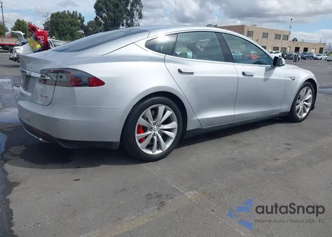 2016 Tesla Model S 90D/P100D/P85D/P90D z USA, uszkodzony, nr VIN 5YJSA1E46GF136068